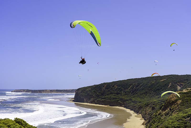 Bells beach paragliding